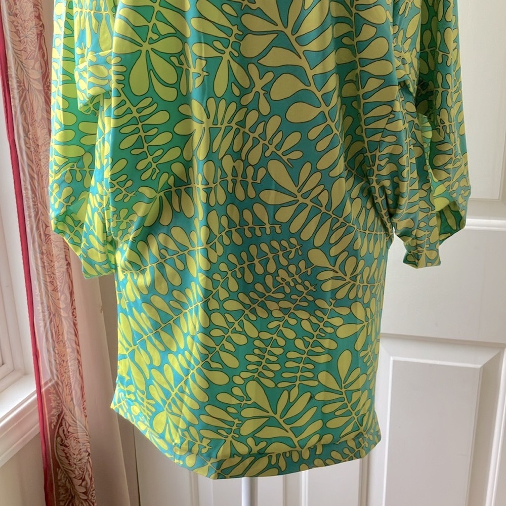 Trina Turk Trellis Swim/Beach Spa Collection Coverup Top Blue/Green Size M NWOT - Picture 4 of 14